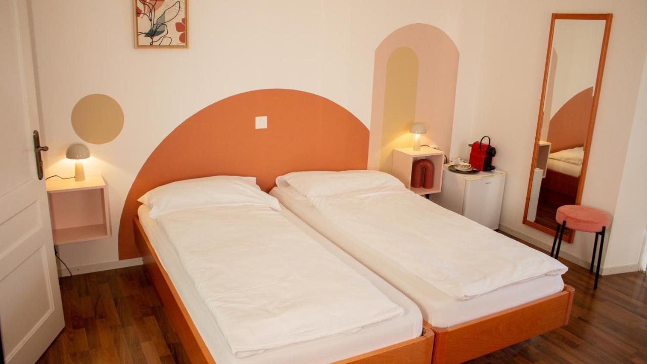 Easy By La Perla Hotel