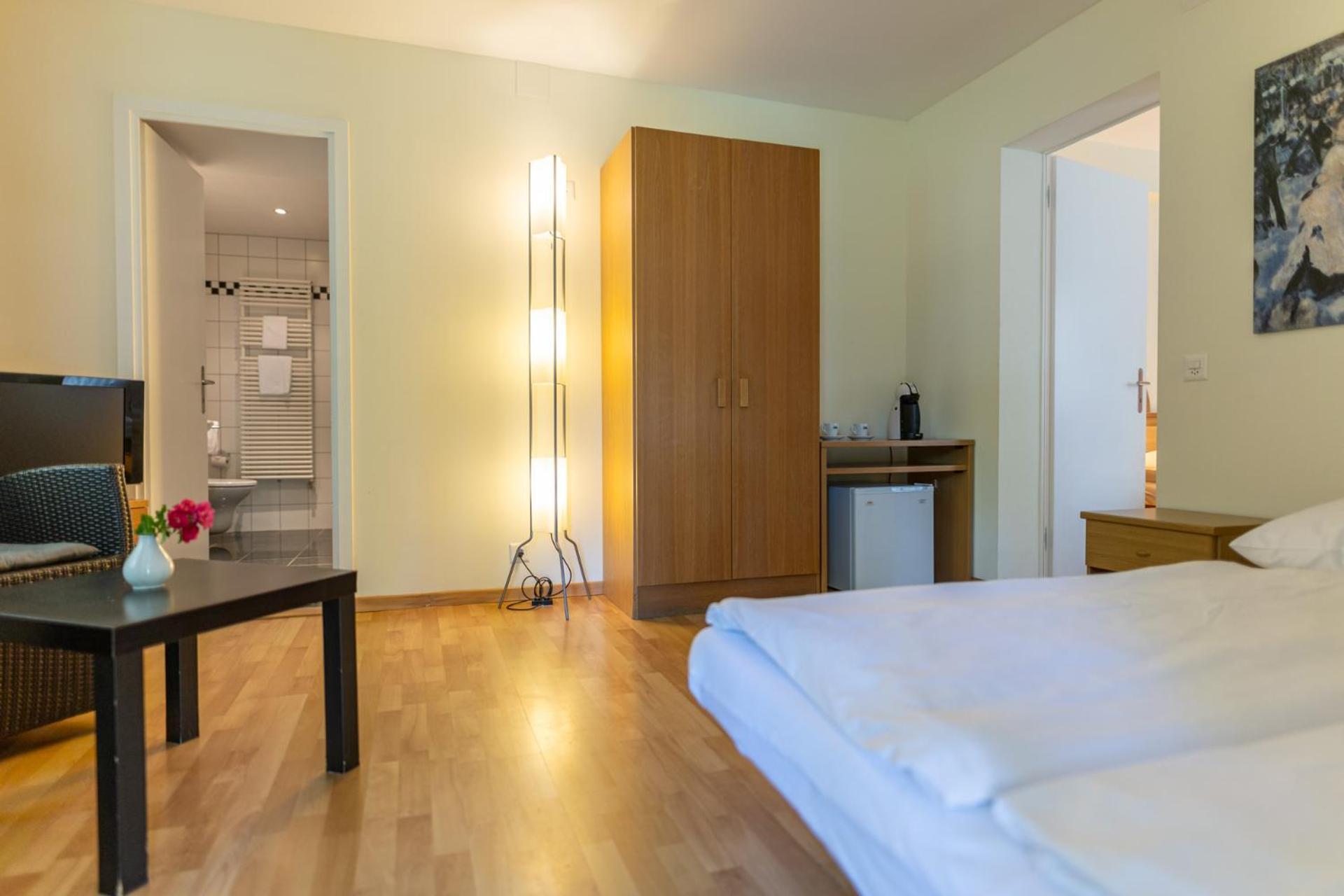 Easy By La Perla Hotel 3*